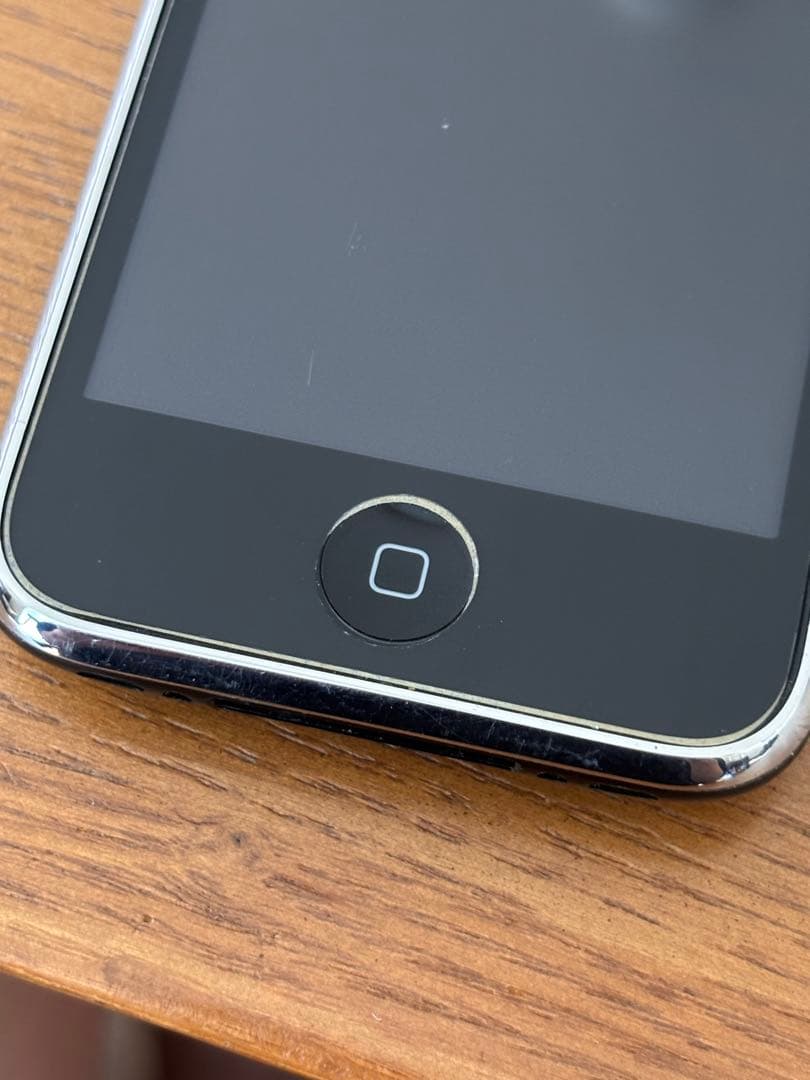 Apple iPhone 3G 16GB ブラック　ケーブル付き