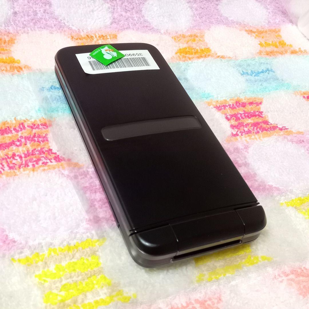 KYF39 GRATINA black 充電器セット 安心のメルカリ便 匿名配送