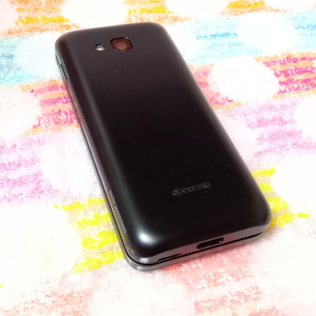 KYF39 GRATINA black 充電器セット 安心のメルカリ便 匿名配送