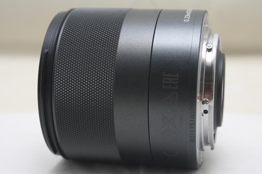 キヤノン EF-M 32mm F1.4 STM