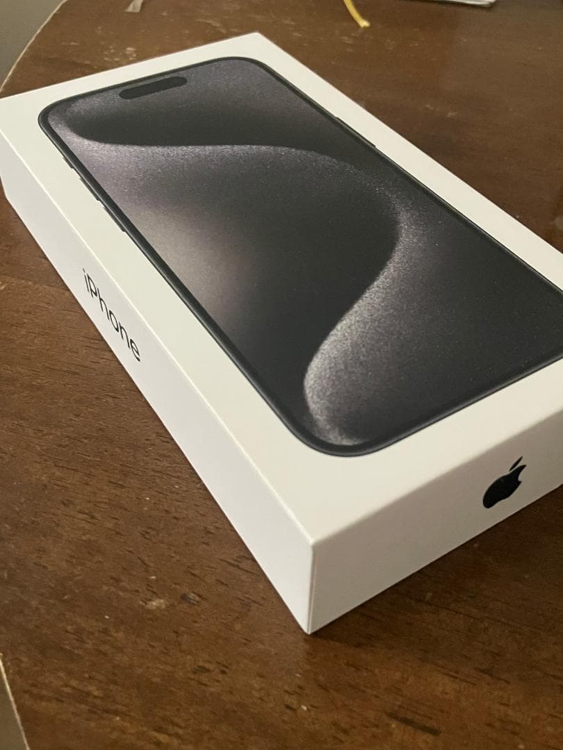 Apple iPhone 15 pro ブラック [注意点あり]