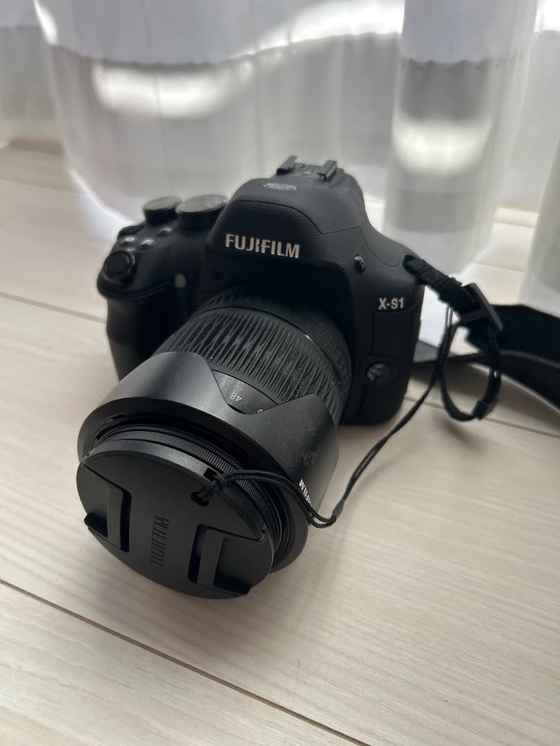 デジタルカメラ FUJIFILM X-S1