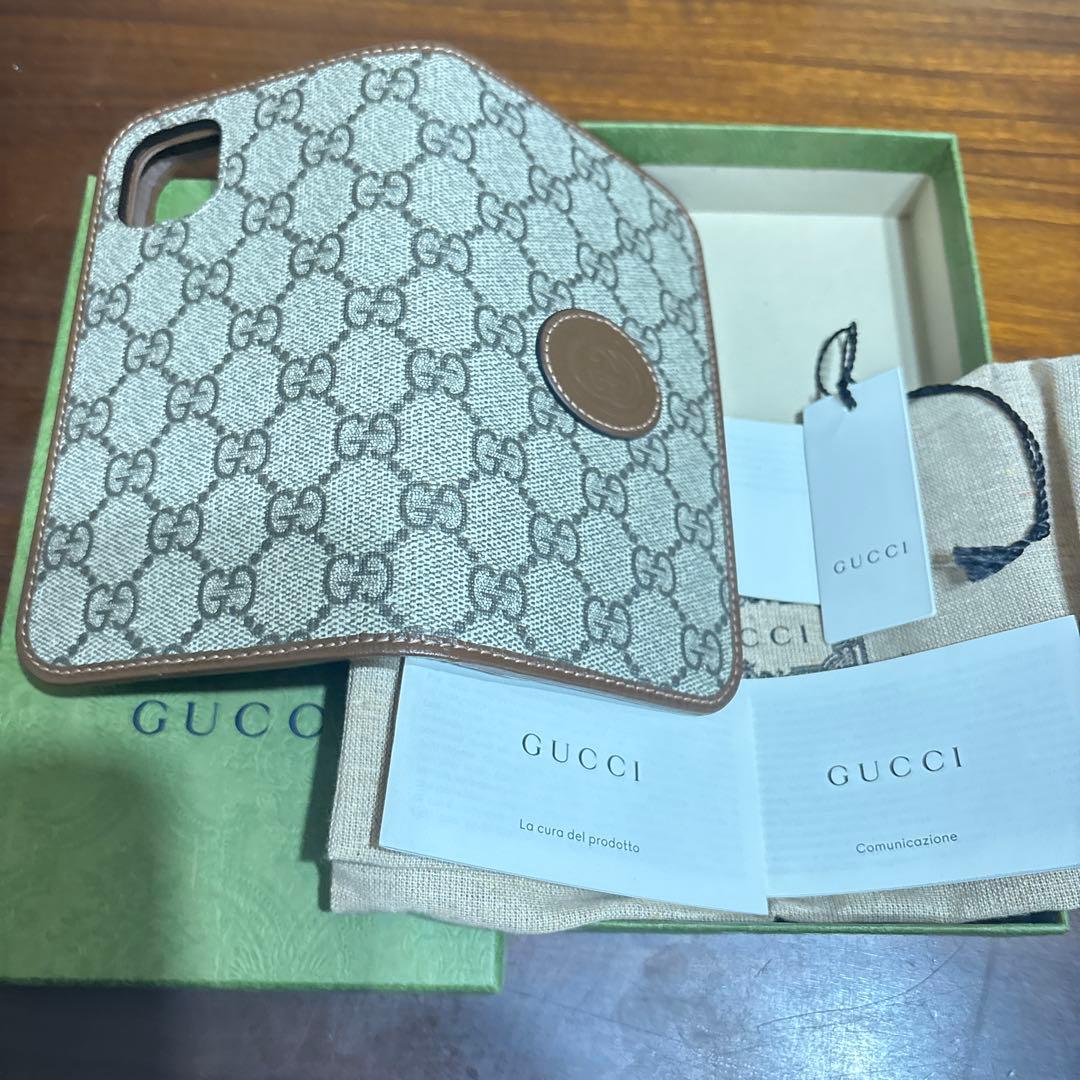 GUCCI 手帳型iPhoneケース GGキャンバス - メルカリ