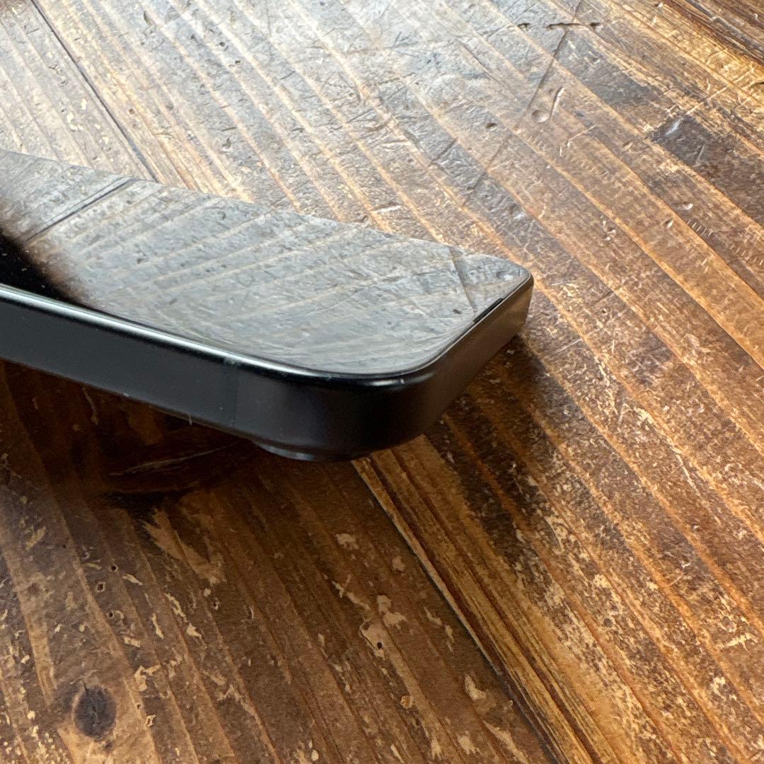 Apple iPhone 15 ブラック　128Ｇ　本体のみ　SIMフリー