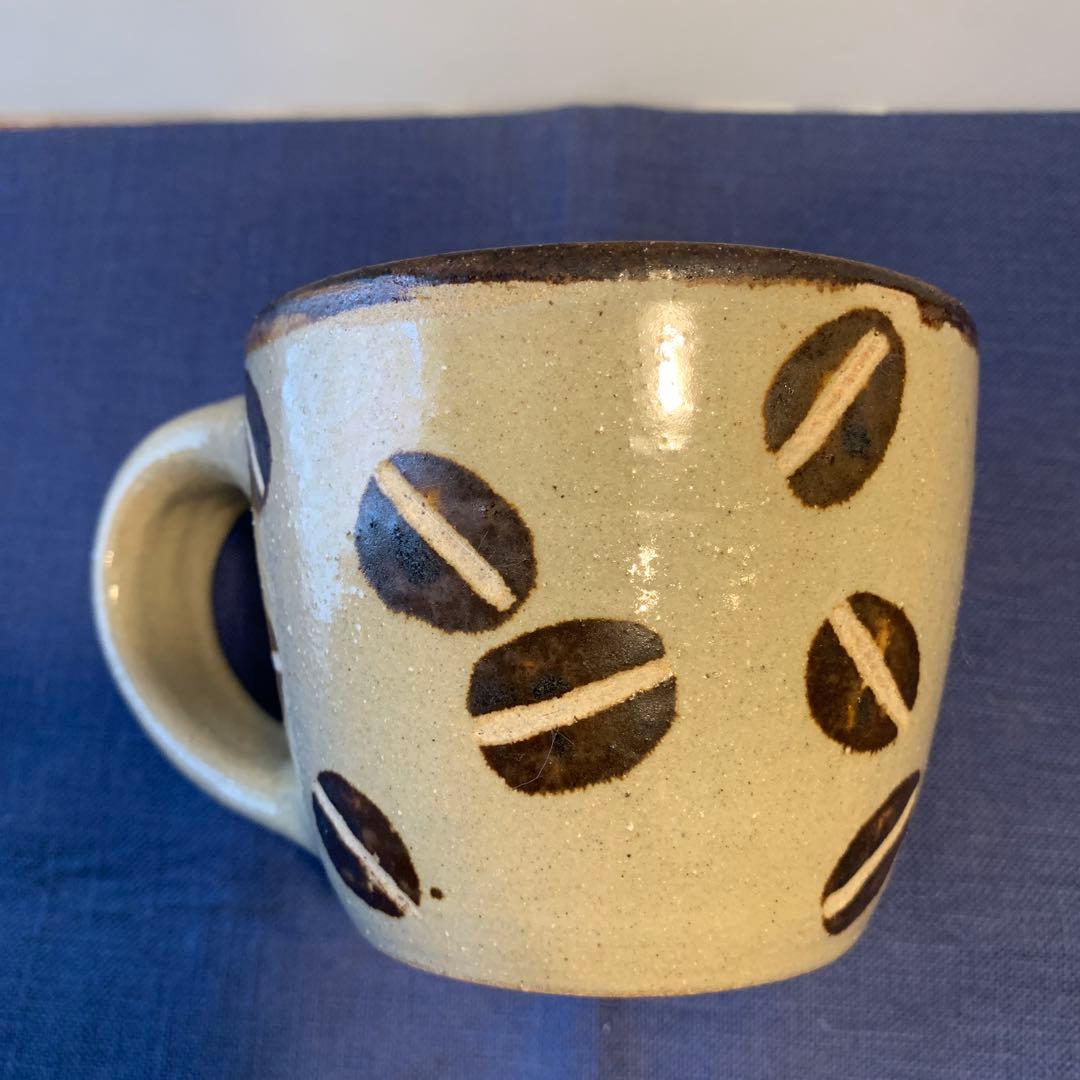 やちむん 工房十鶴 コーヒー豆柄 マグカップ - メルカリ
