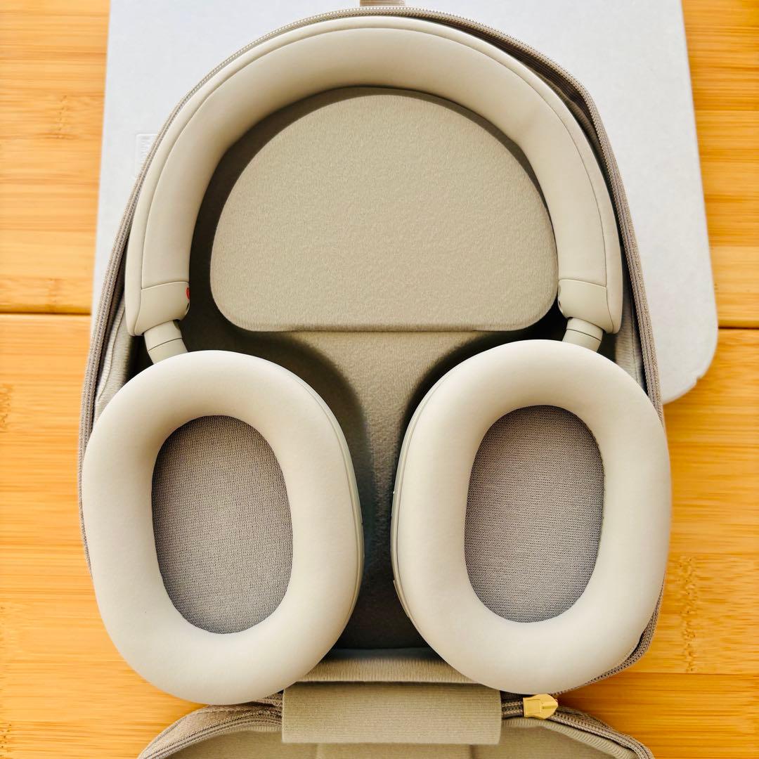 【美品】SONY ワイヤレスヘッドホン WH1000XM5