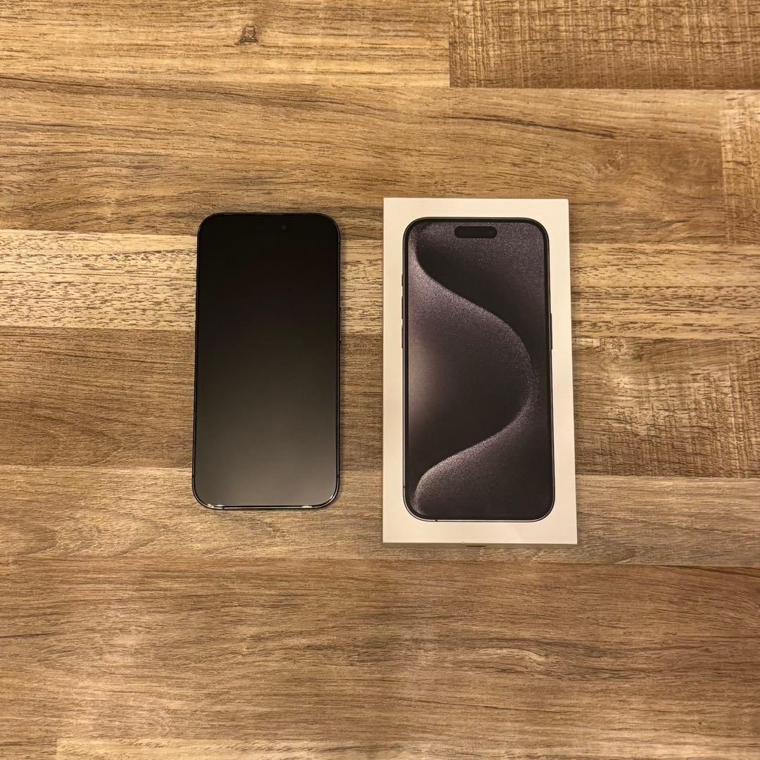 iPhone 15Pro 128GBブラックチタニウム 本体 SIMフリー iPhone 15 Pro 128GB - ブラックチタニウム（SIMフリー）[整備済製品
