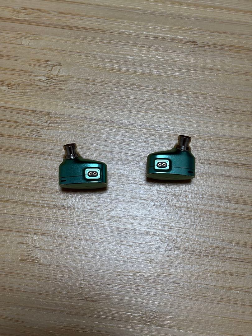 bqeyz cloud シアン　極美品 4.4mm