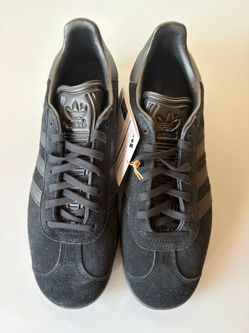 【新品未使用】アディダス ガゼル CQ2809 ブラック 25.5cm