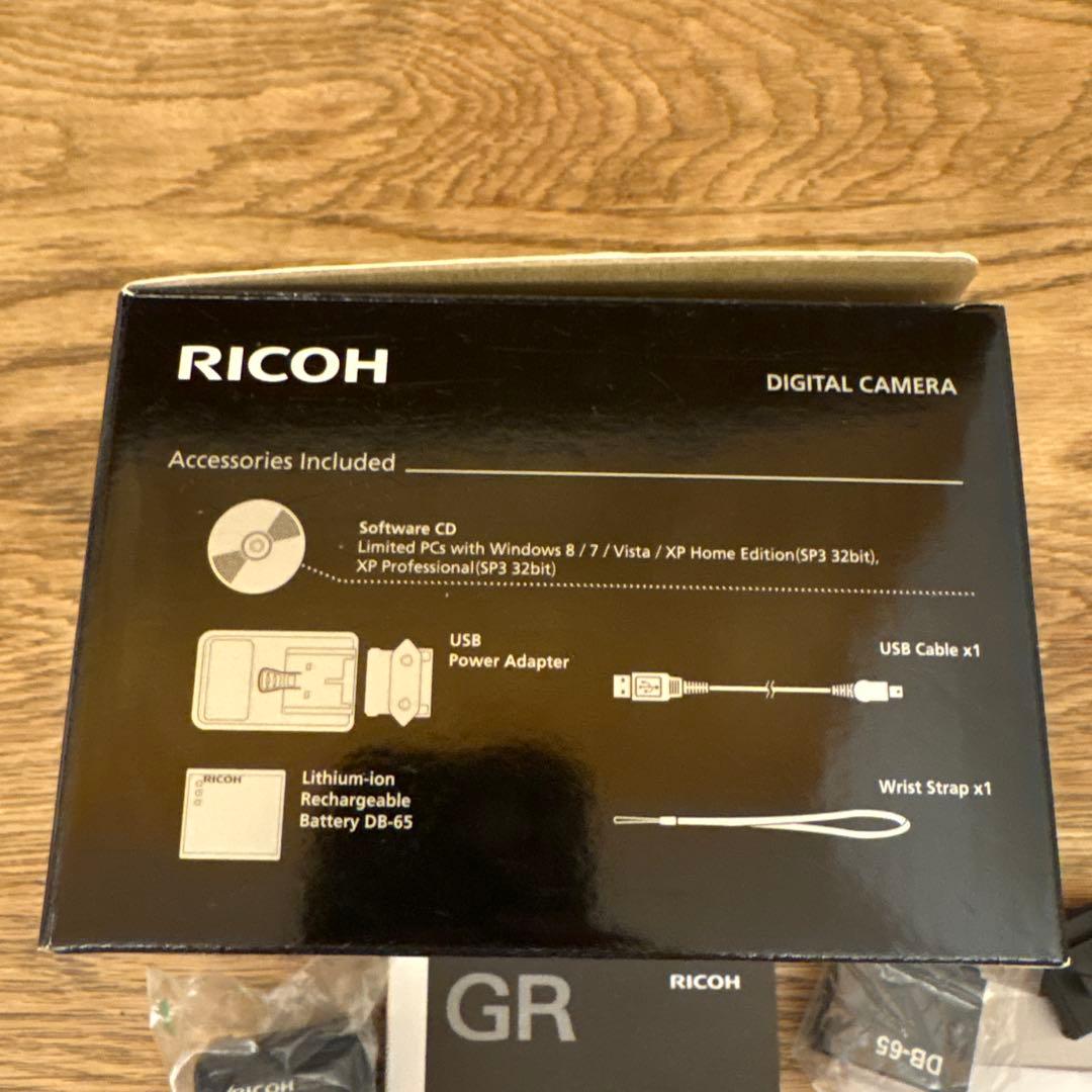 RICOH GR コンパクトデジタルカメラ　初代