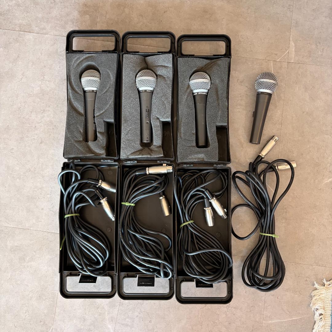 YAMAHAポータブルPAシステムとダイナミックマイクロフォン４本