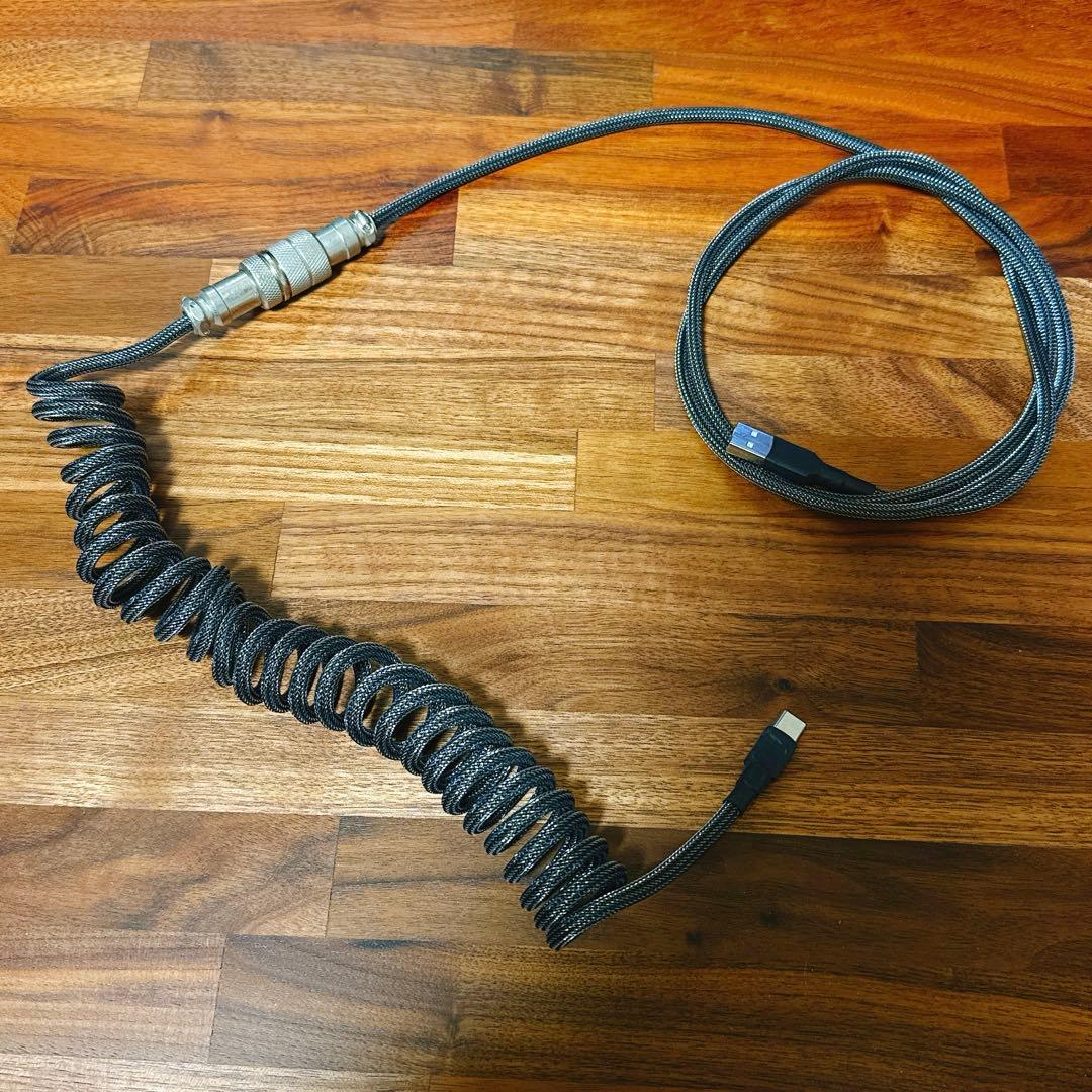 Keychron Q1 QMKカスタムメカニカルキーボード（日本JIS、赤軸）