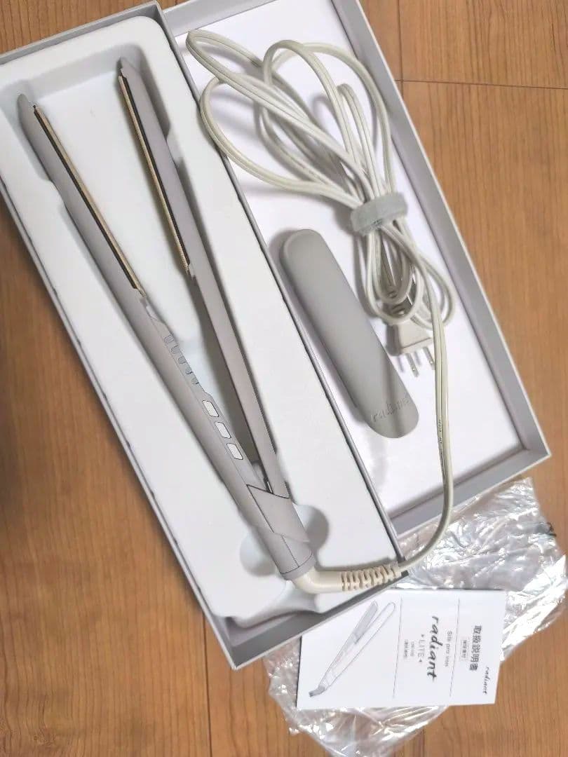 ティンクradiant LITE ストレートヘアアイロン グレー radiant（ラディアント） ライト 24mm ストレートアイロン シルクプロ