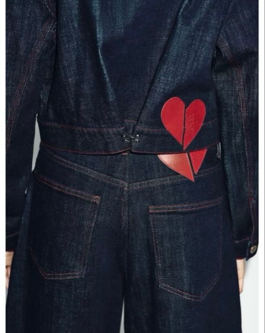 タグ付新品☆ZARAのZ1975ハイウエストバレルフィットデニムパンツ