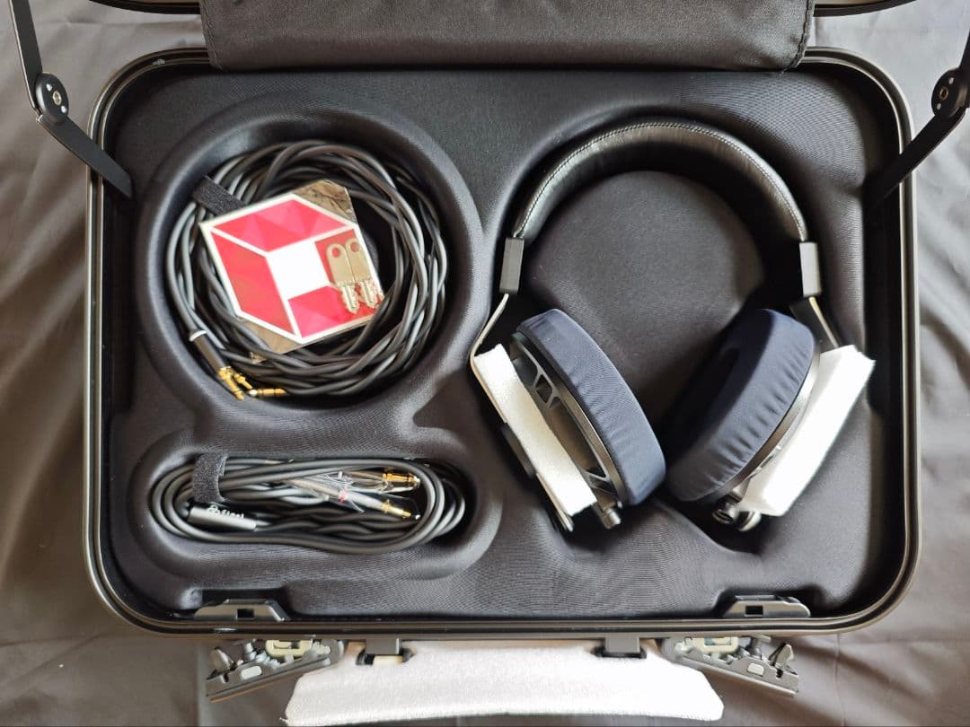 final D8000 FI-D8PAL 保証あり プロテクトケース付 - メルカリ