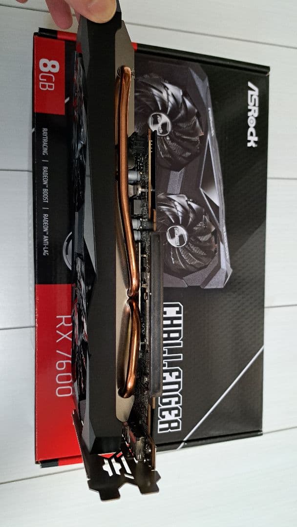 グラフィックボード・グラボ・ビデオカード AMD RX 7600