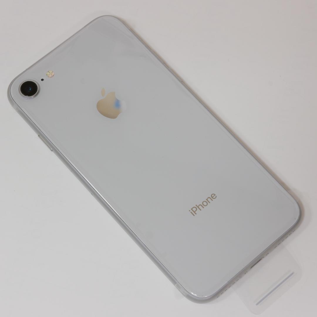 iPhone8 64GB シルバー バッテリー交換済み 美品