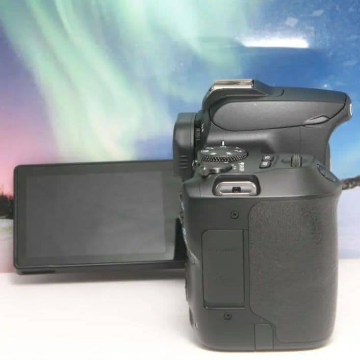 ❤Wi-Fi搭載！超高画質自撮りOK！キヤノン Kiss X10トリプルレンズ❤