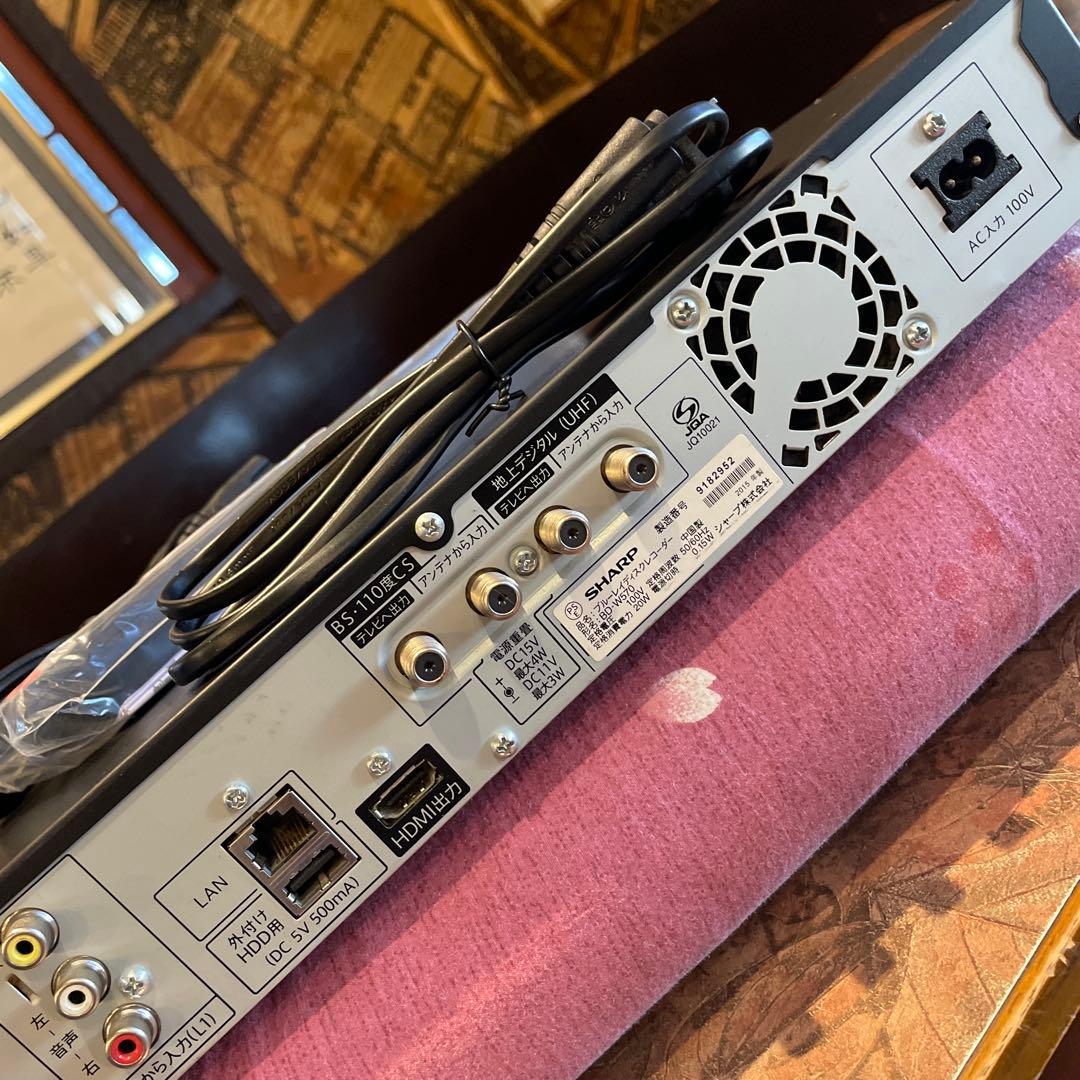 SHARP BD-W570 12倍録 500GB 新品リモ等付フル装備 完動品！