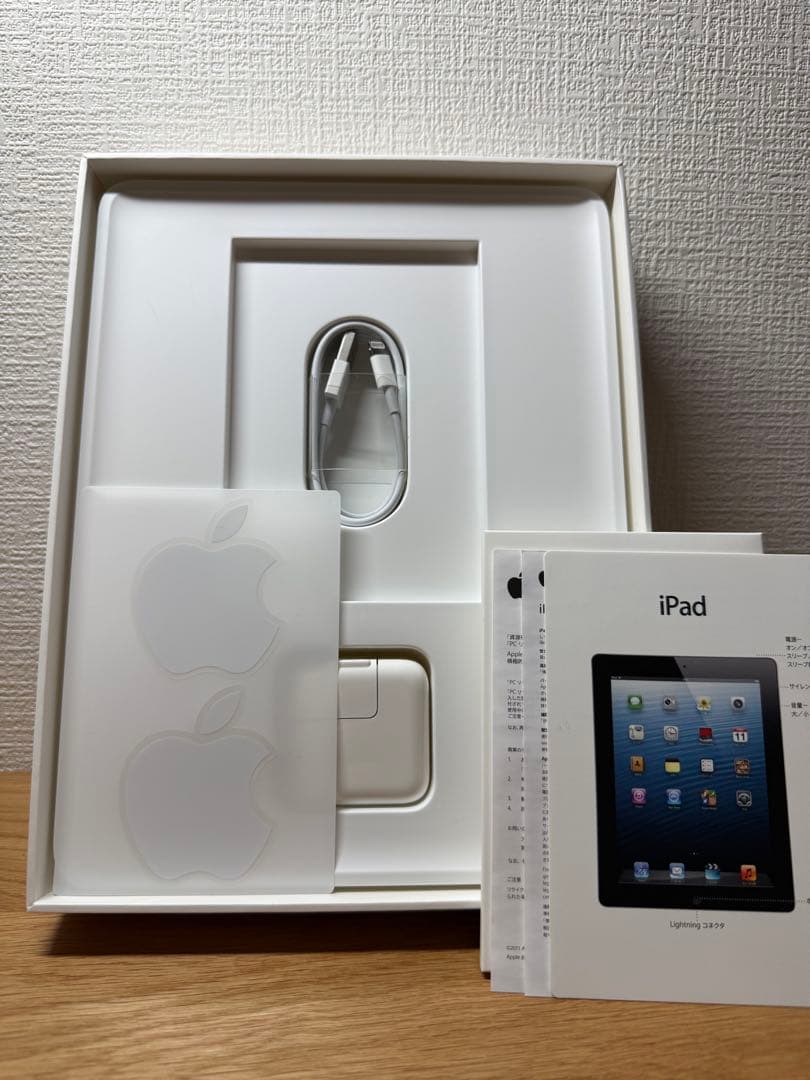 新品未使用/初期フィルム付】第4世代 iPad（iPad 4）Wi-Fiモデル