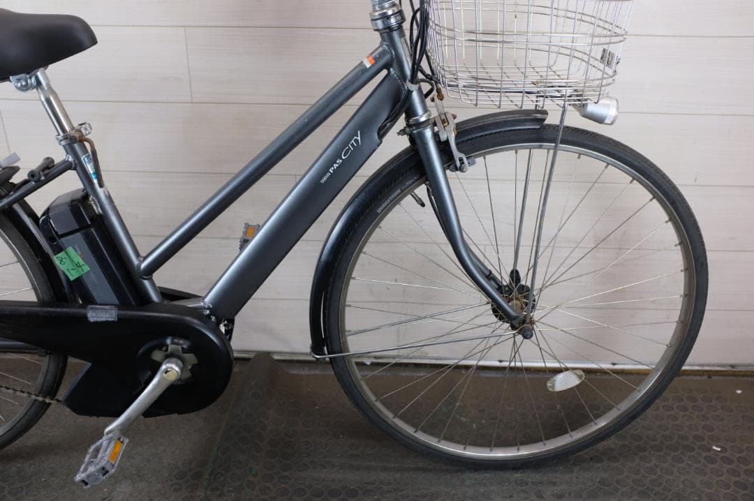 こ*ん様 ヤマハPAS　CITY　27インチ　3段　8.1Ah（4点灯）充電器あ