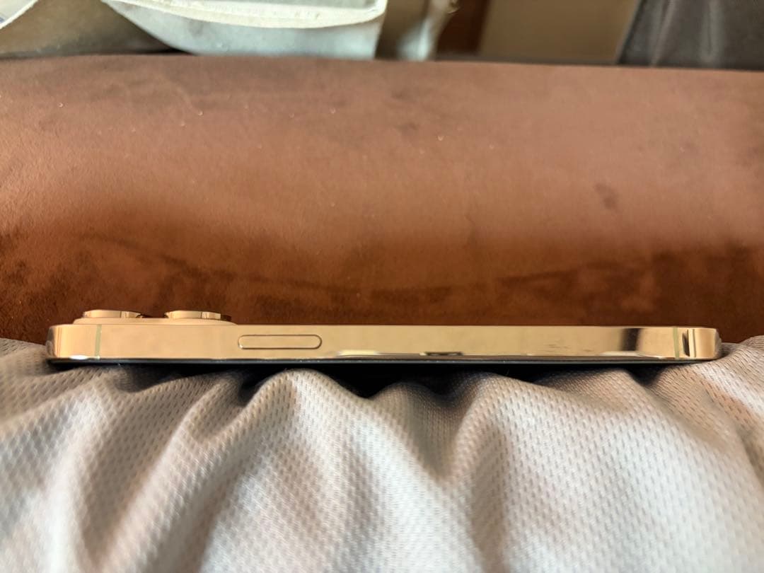 S*a様 iPhone14Pro Max Gold 256GB 本体