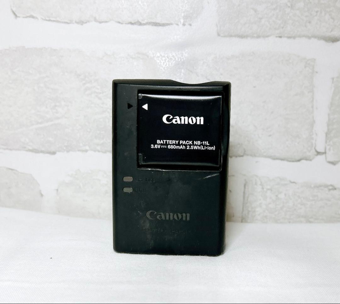 キャノン Canon IXY 200 シルバー　コンパクトデジタルカメラ