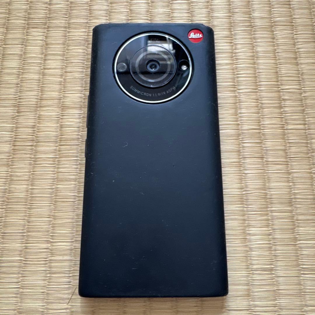 ライカスマートフォン　LEITZ PHONE 2