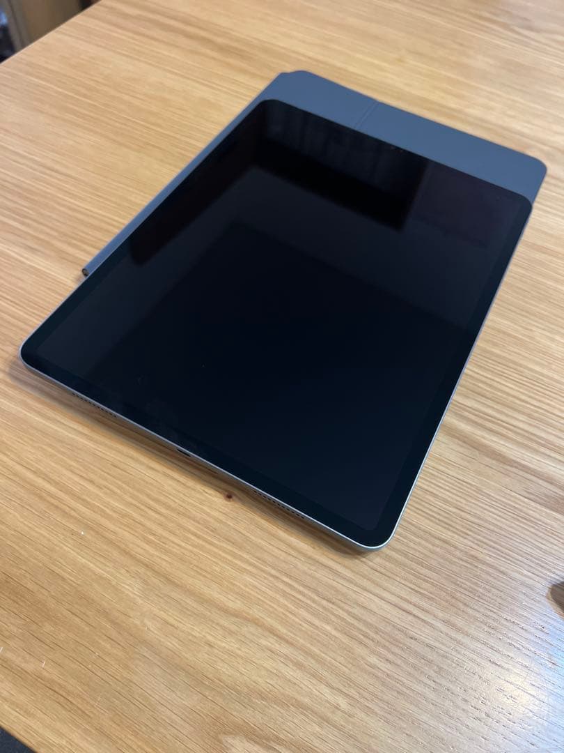 美品　iPad Pro 12.9インチ 第5世代 【3点セット販売】