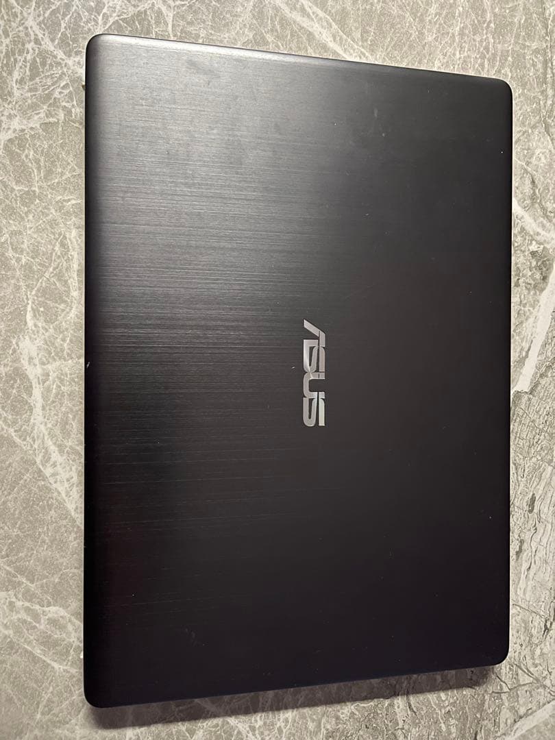 Windowsノート本体 ASUS Vivobook 14 Core i3 4GB 932GB