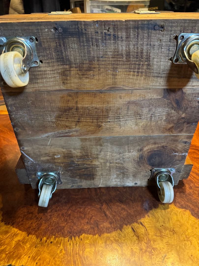 弾薬箱 ビンテージ 自衛隊？ コレクションとして 弾薬箱 ビンテージ