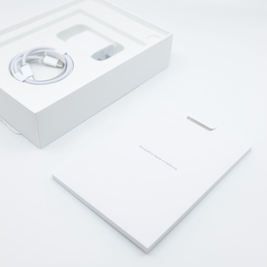 Apple iPad mini 第7世代 A17 Pro | バッテリー99%