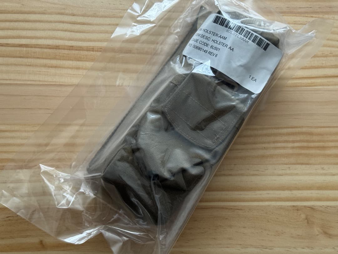 新品 実物 IZLID 1000P Infrared Laser ポーチ カーキ 楽天市場】ガジェットポーチ 収納ポーチ トラベルポーチ 大容量 衝撃