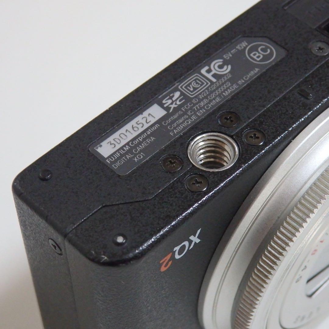 動作確認済み　Fujifilm XQ2 シルバー　箱付　フジフイルム