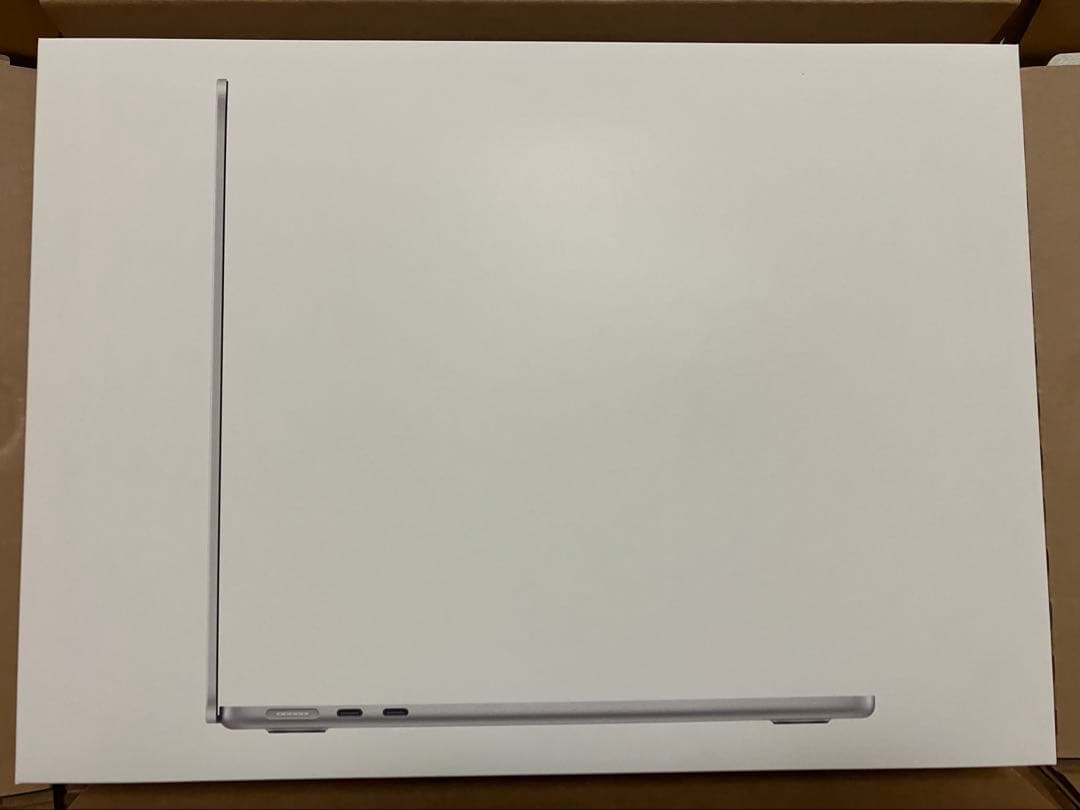Apple MacBook Air 13インチ（2025年モデル）
