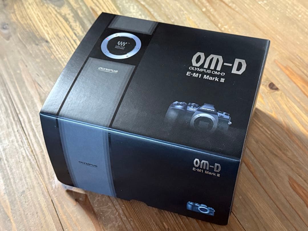 OLYMPUS OM-D E-M1 Mark III ボディ