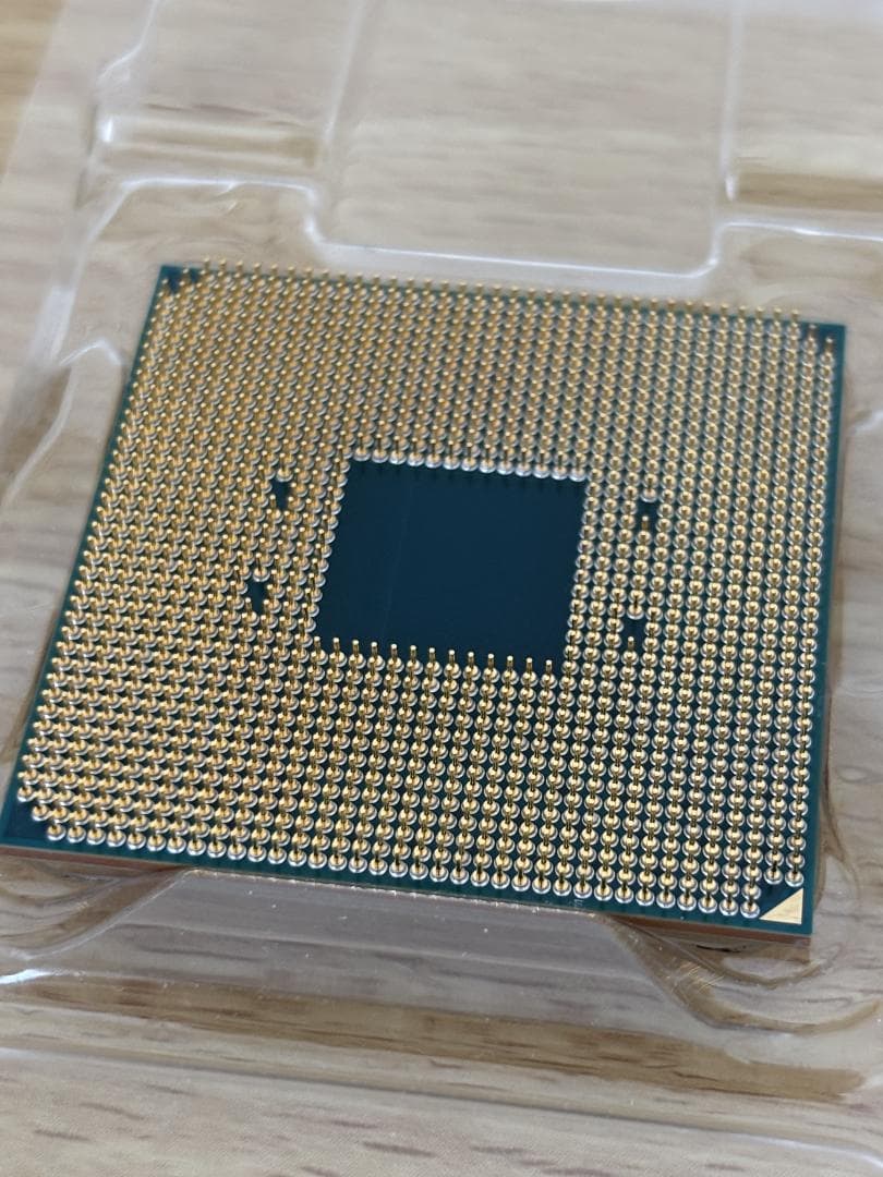 AMD Ryzen 5 5600X クーラー付属