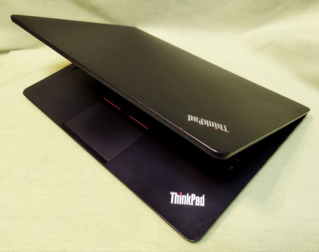 ThinkPad 13メモリ4G SSD256G Windows11 ノートPC
