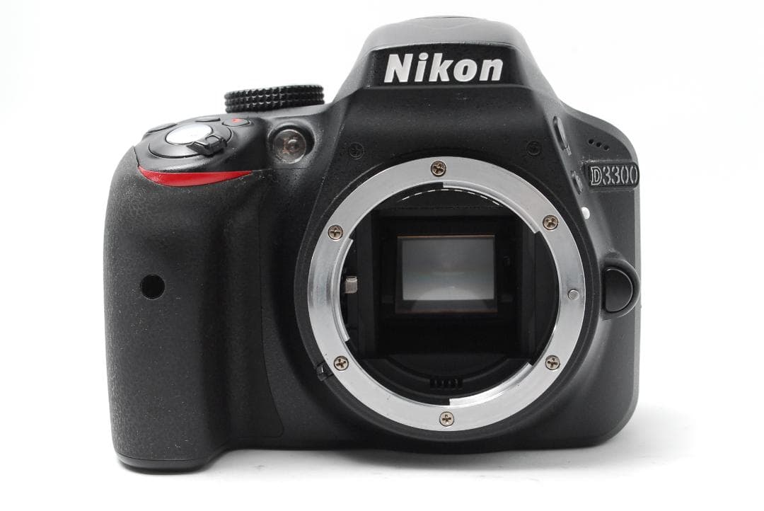【美品】2416万画素の高画質モデル♪Nikon D3300 軽量で持ち運びOK
