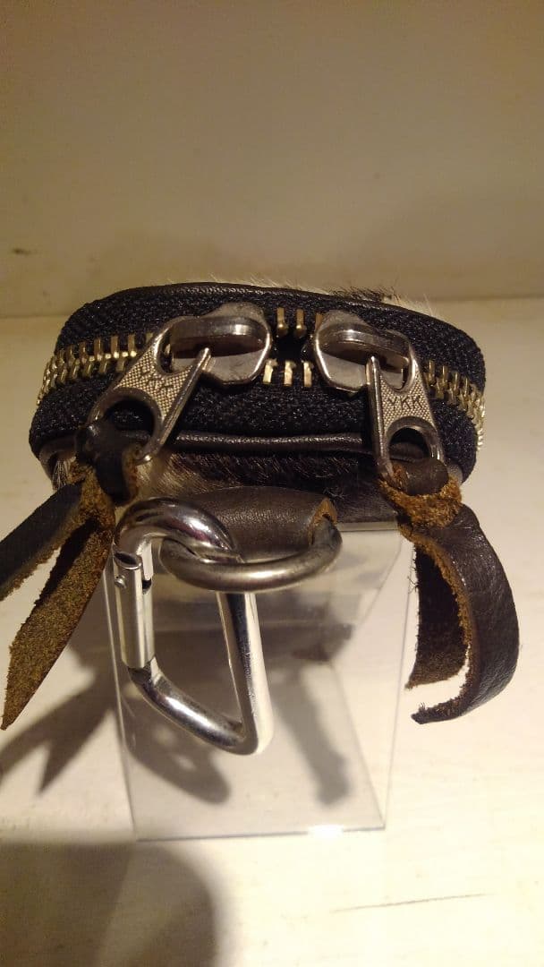 新品未使用　 KC,s ケイシイズ 牛毛皮 ハラコ スマホケース