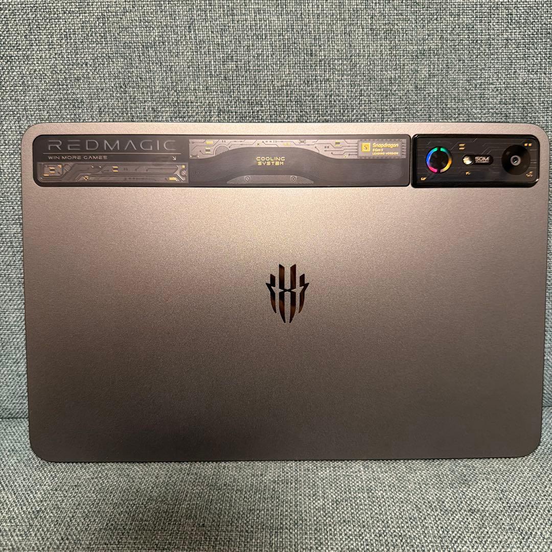 REDMAGIC Nova冷却ファン付ゲーミングタブレットNP03Jキーボード付