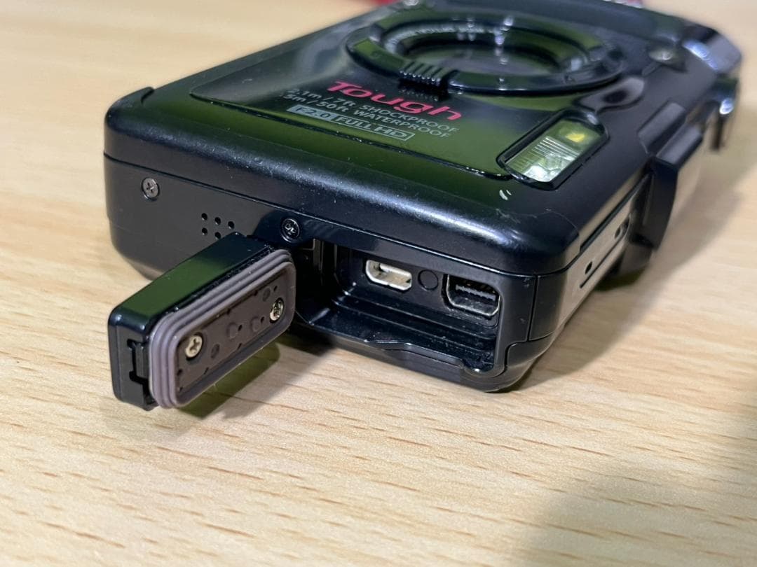 OLYMPUS オリンパス デジカメ Toug TG-2 動作確認済 美品