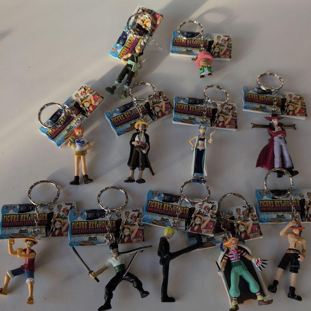 ワンピース フィギュアキーホルダー 全11体2002年発売バンプレスト製