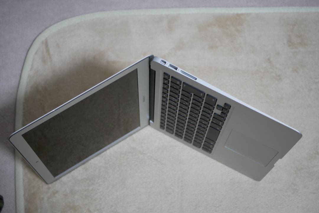 MacBook本体 MacBook Air (13-inch Early 2015