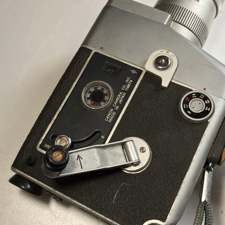 Canon cinezoom512 ダブルエイトフィルム用のシネカメラ