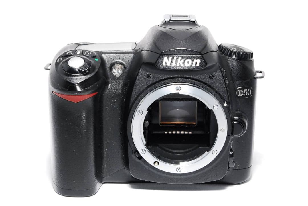 ♥Nikon D50♥ すぐ撮れる 標準レンズセット 初心者向け AF対応ボディ