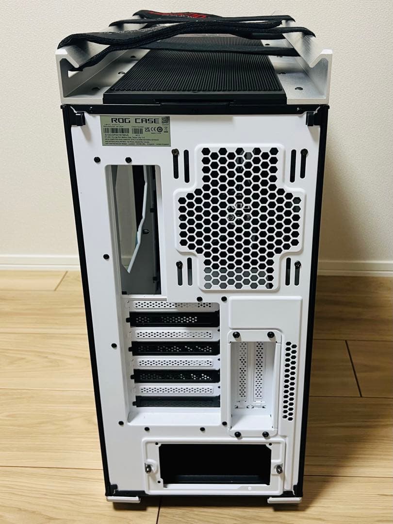 ASUS ROG Strix Helios PCケース 白