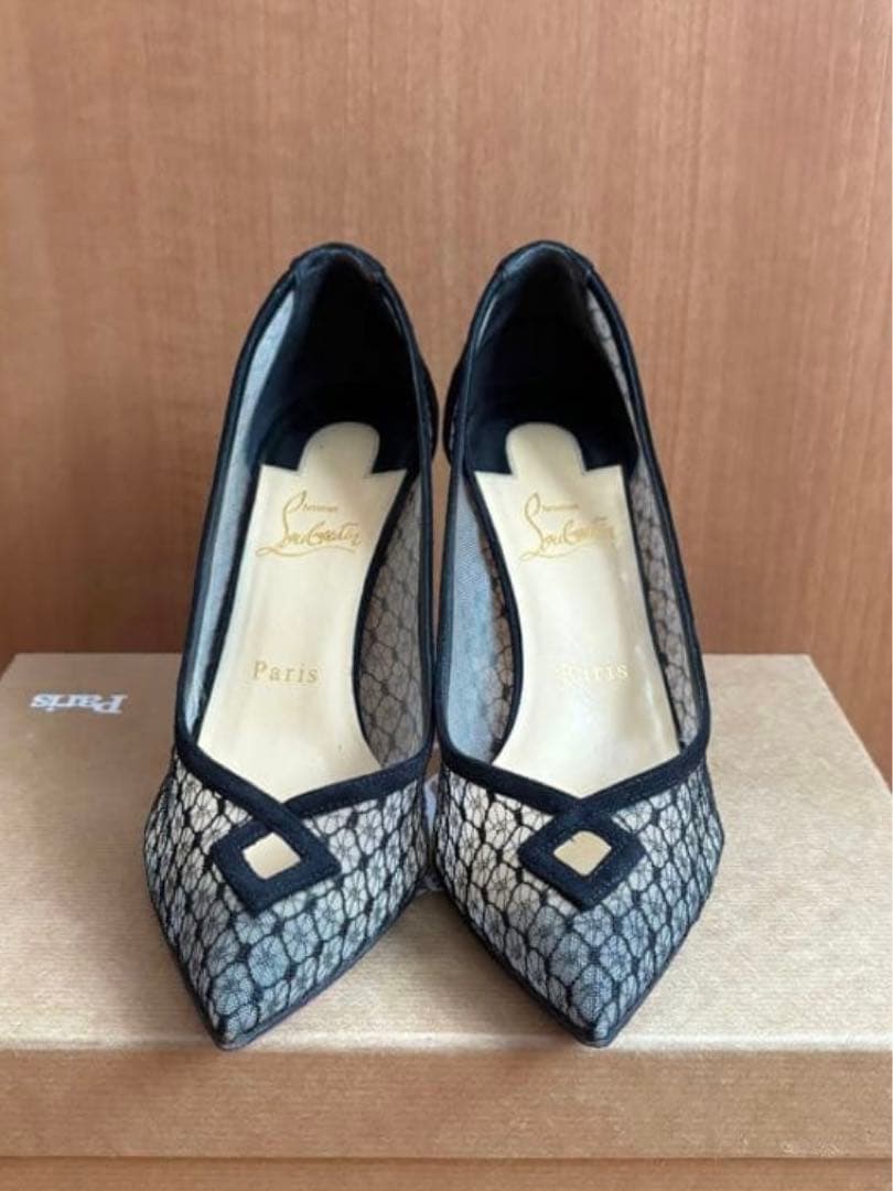 クリスチャンルブタン　レースパンプス　BLACK CHRISTIAN LOUBOUTIN(クリスチャンルブタン)ブラックレース×シルク