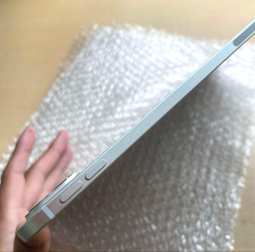 iPad Pro 12.9 第4世代 シルバー　128GB A2232 美品