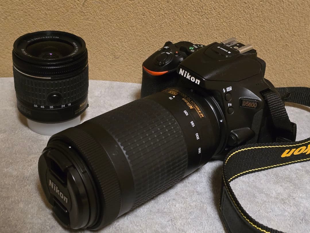 Nikon D5600ダブルズームキット Amazon | Nikon デジタル一眼レフカメラ D5600 ダブルズームキット